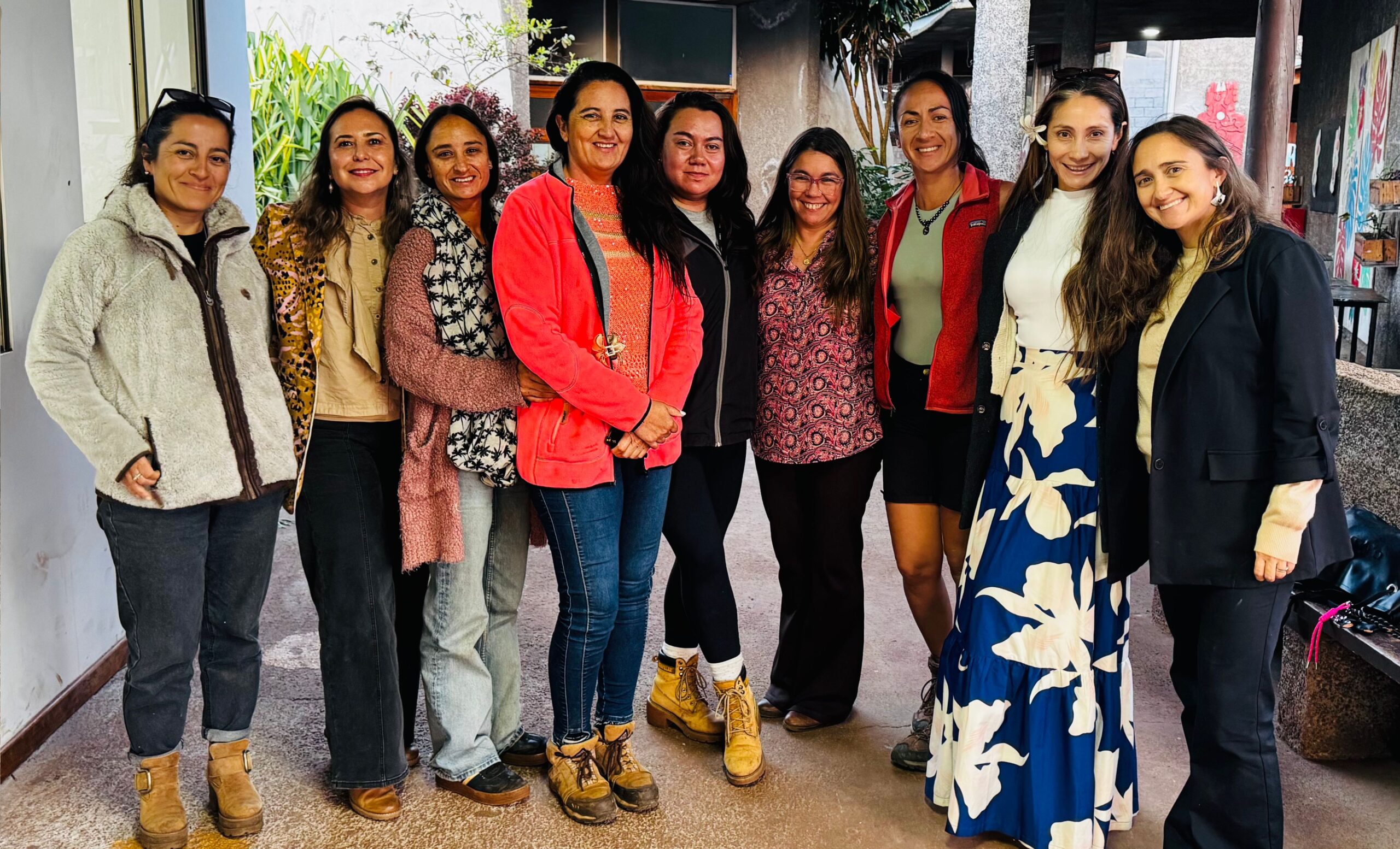 SLEP Hanga Roa realiza reunión informativa con apoderados del Liceo Aldea Educativa Rapa Nui