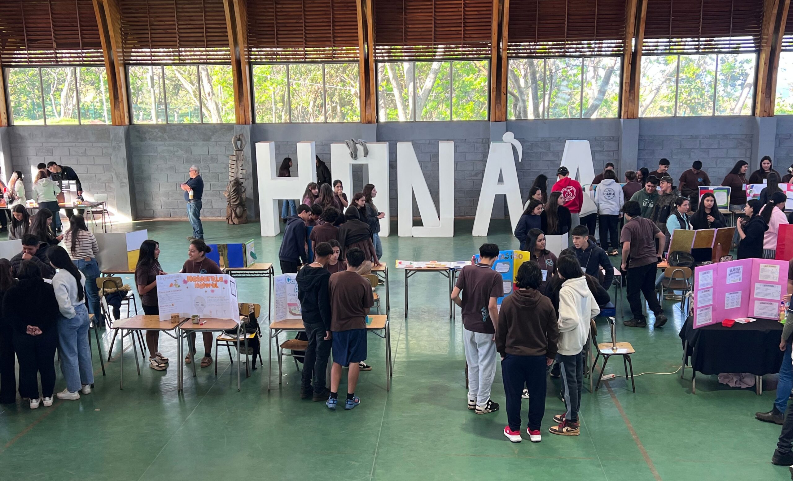 Feria Científica 2026 destacó el talento, la creatividad y la innovación de estudiantes de Rapa Nui